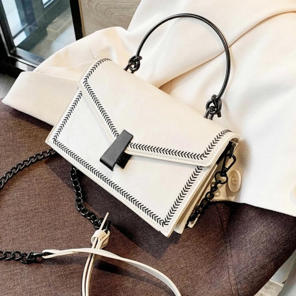 Black and White Flap Satchel Crossbody Bag - Picture 4 of 6